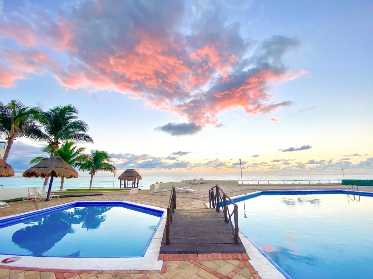 Apartment On The Beach With Terrace Ocean View, Brisas Cancun 01 By Beach & Ocean Apartments Экстерьер фото