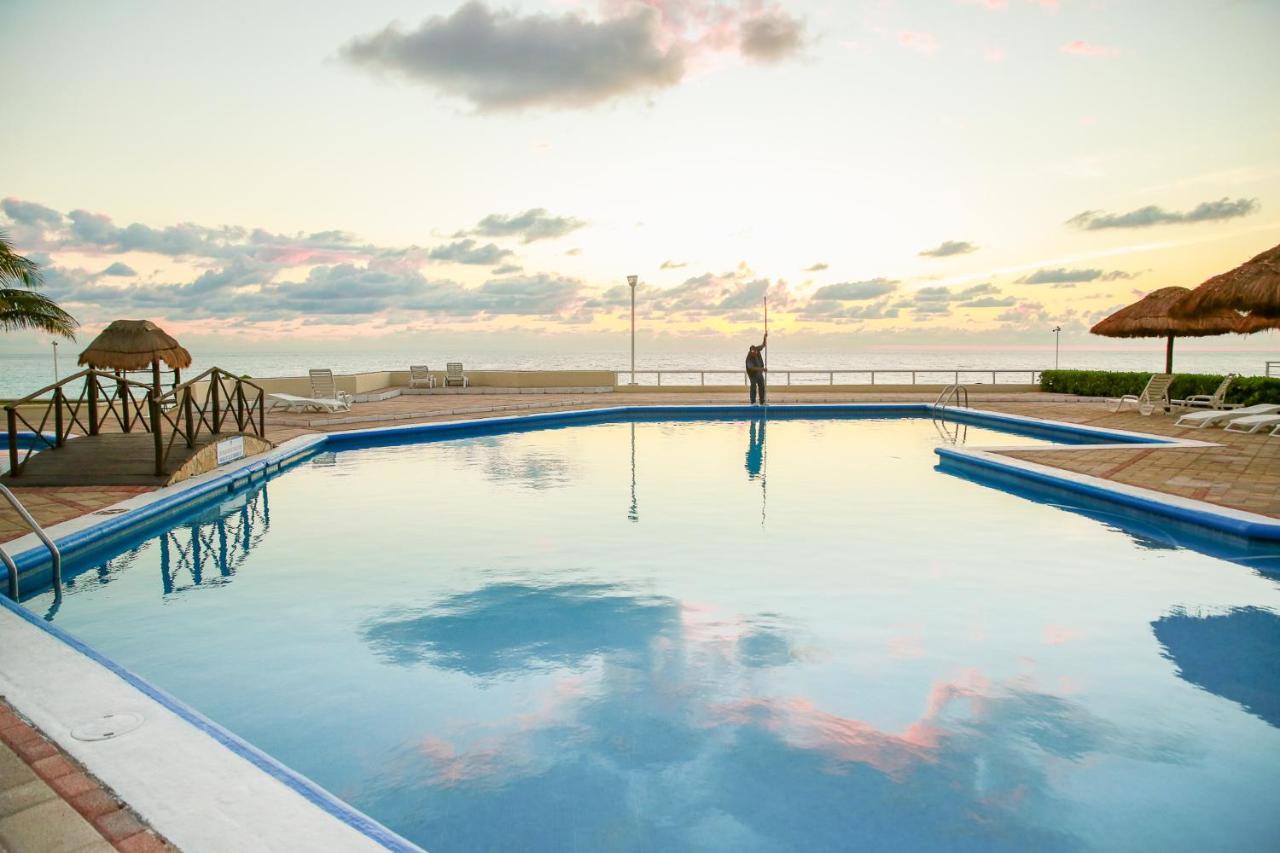 Apartment On The Beach With Terrace Ocean View, Brisas Cancun 01 By Beach & Ocean Apartments Экстерьер фото