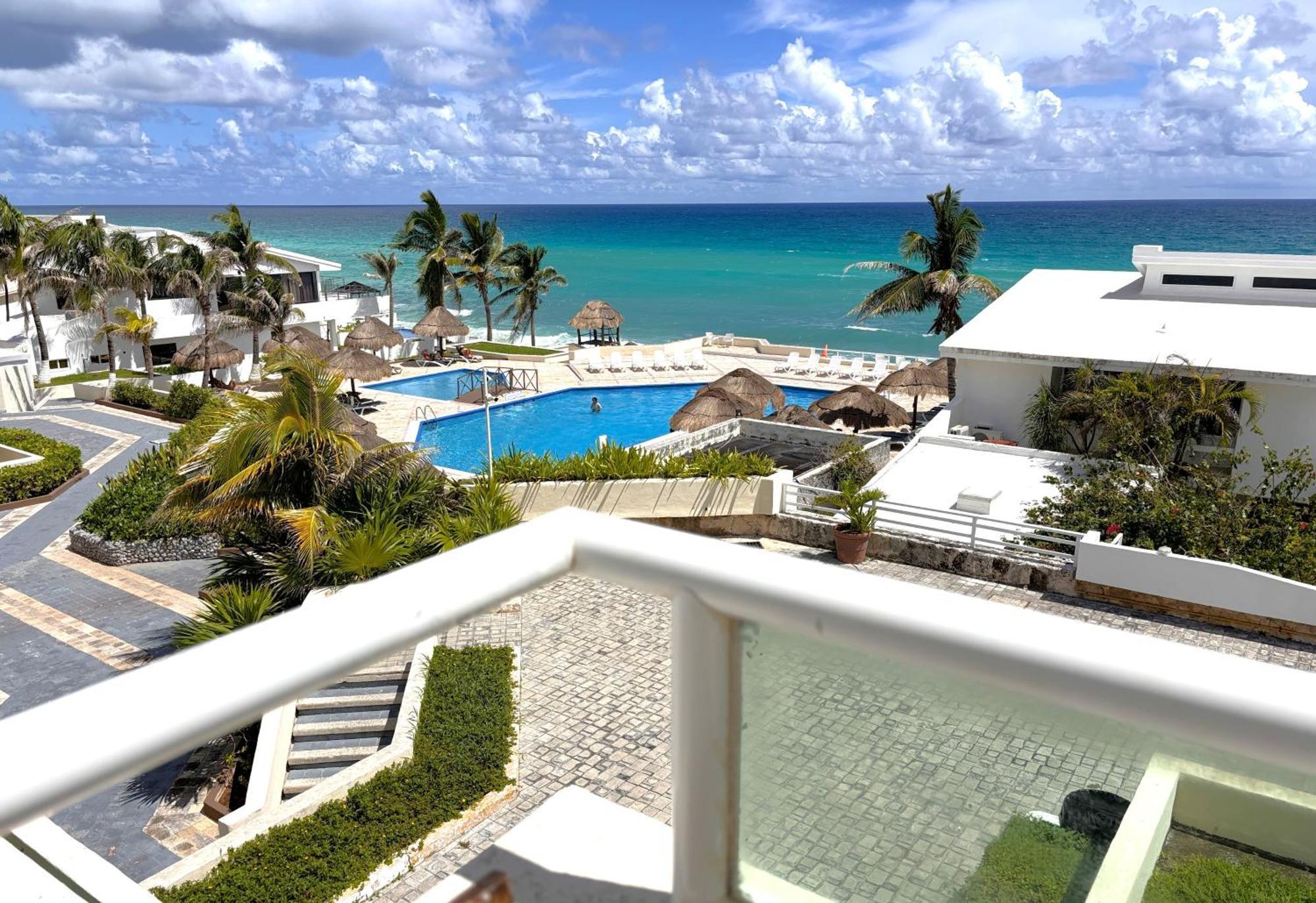 Apartment On The Beach With Terrace Ocean View, Brisas Cancun 01 By Beach & Ocean Apartments Экстерьер фото